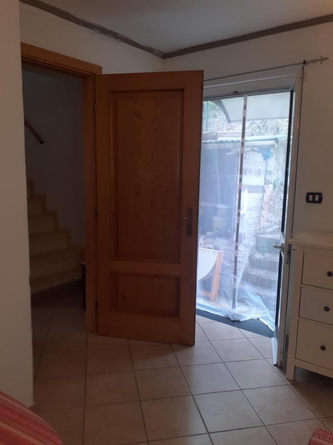 Appartamento Vacanze Malu Монелья Экстерьер фото
