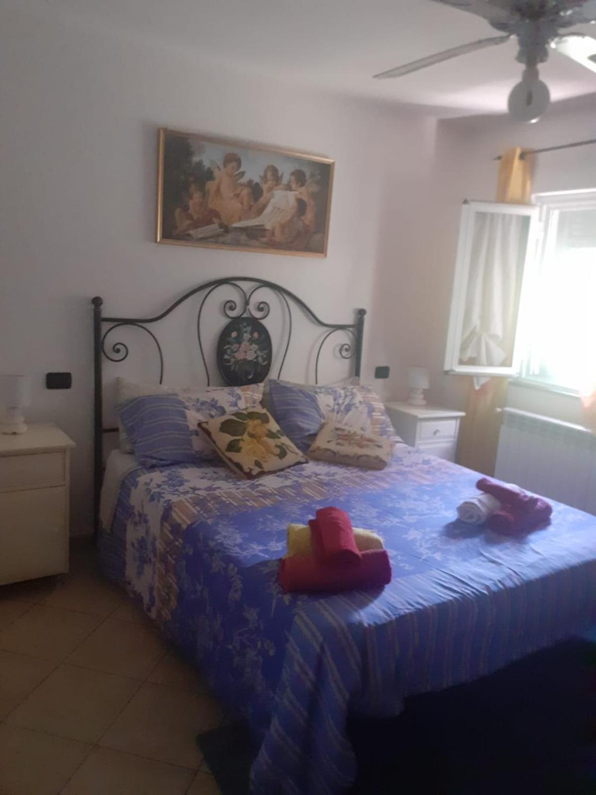 Appartamento Vacanze Malu Монелья Экстерьер фото