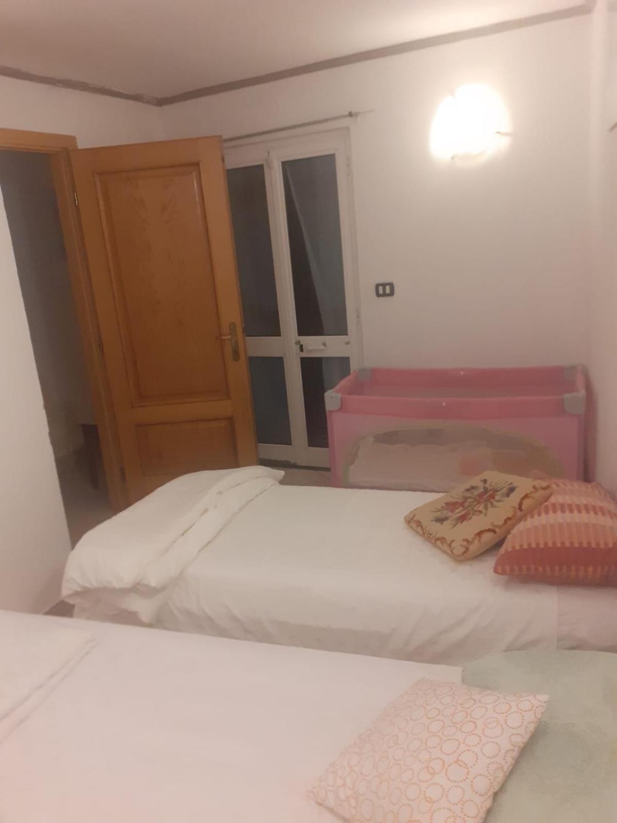 Appartamento Vacanze Malu Монелья Экстерьер фото