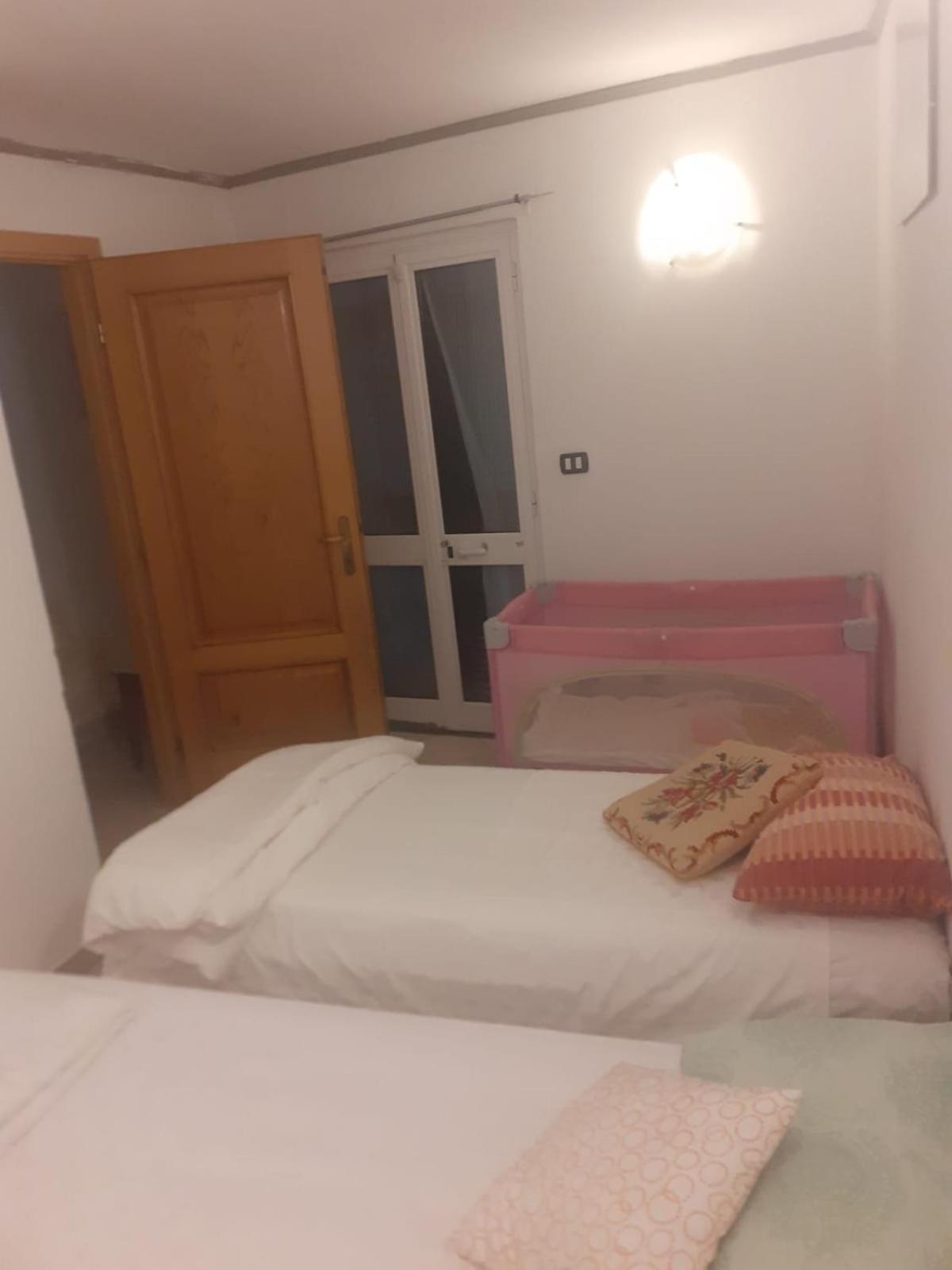 Appartamento Vacanze Malu Монелья Экстерьер фото